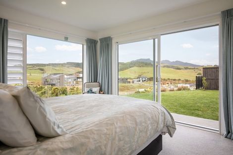 Photo of property in 12 Maataitai Road, Raglan, 3225