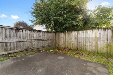 Photo of property in 9f Denver Place, Hamilton East, Hamilton, 3216