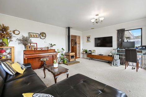 Photo of property in 76 Totara Drive, Pukete, Hamilton, 3200