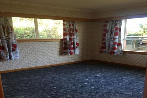 Photo of property in 1 Balmoral Street, Waimate, 7924