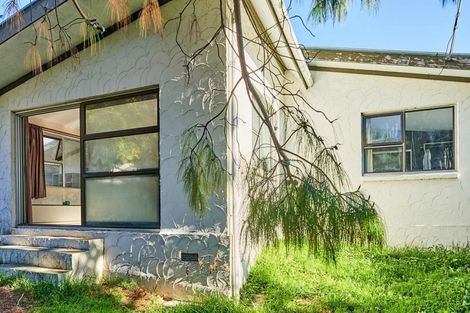 Photo of property in 107 Seddon Street, Naenae, Lower Hutt, 5011