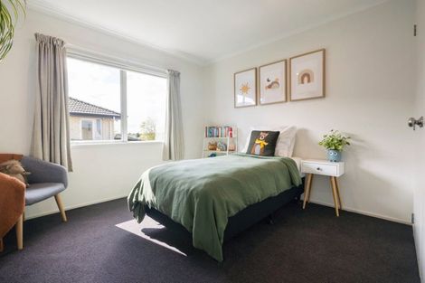 Photo of property in 107 Farnborough Drive, Grandview Heights, Hamilton, 3200