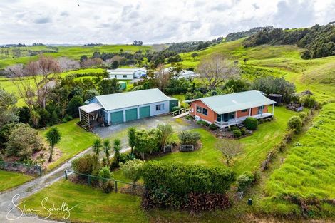 Photo of property in 7 Te Opi Road East, Whakapirau, Maungaturoto, 0583