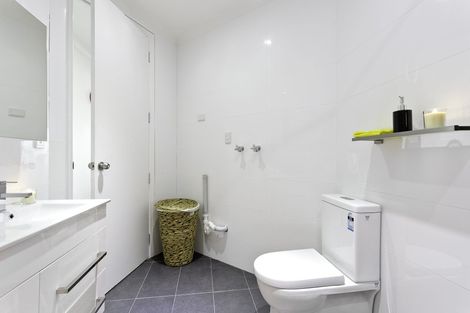 Photo of property in The Nautilus Apartments, 6a/18 Hobson Street, Auckland Central, Auckland, 1010