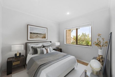 Photo of property in 54 Roberts Road, Matakatia, Whangaparaoa, 0930