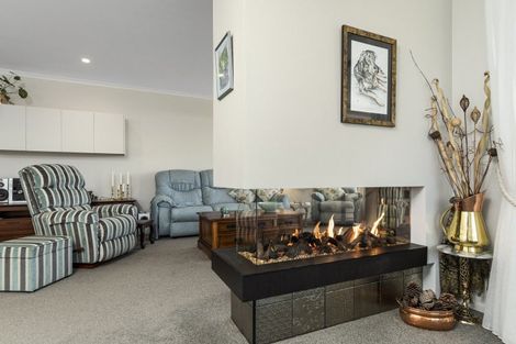 Photo of property in 2 Vesey Drive, Katikati, 3129