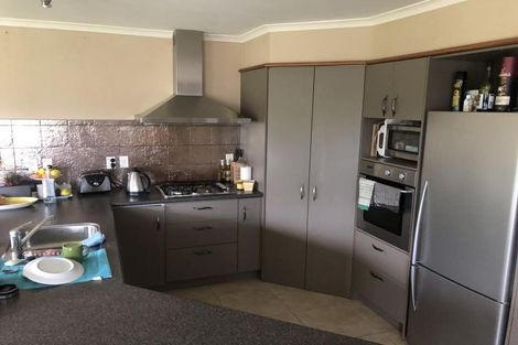 Photo of property in 16 Maccallum Court, Rototuna, Hamilton, 3210