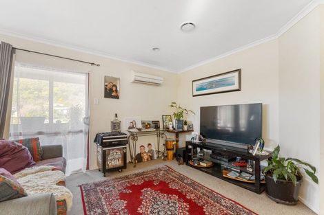 Photo of property in 61a Wairau Road, Picton, 7220