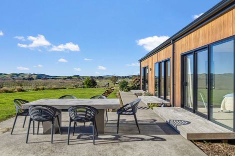 Photo of property in 35 Tapairu Road, Waipawa, 4275