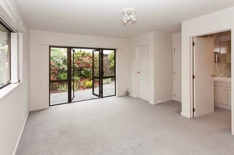 Photo of property in 1/29 Garreg Road, Fendalton, Christchurch, 8052