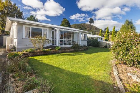 Photo of property in 7 Wilson Road, Hunterville, 4730