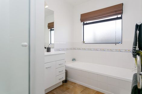 Photo of property in 54 Balmoral Drive, Hilltop, Taupo, 3330