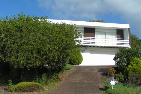 Photo of property in 28 Meadowvale Avenue, Forrest Hill, Auckland, 0620