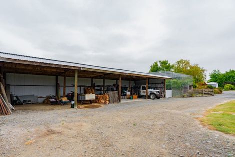 Photo of property in 132 Round Hill Road, Loburn, 7472