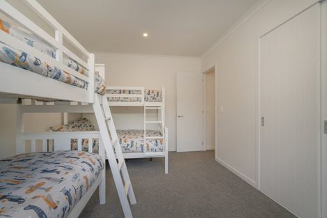 Photo of property in 35 Awatea Drive, Whitianga, 3510