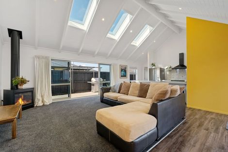 Photo of property in 76 Huka Heights Drive, Rangatira Park, Taupo, 3330