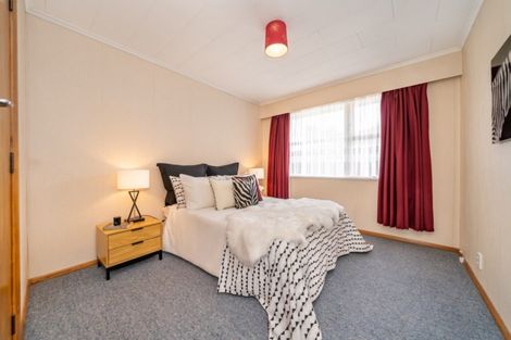 Photo of property in 12 Snell Grove, Clouston Park, Upper Hutt, 5018