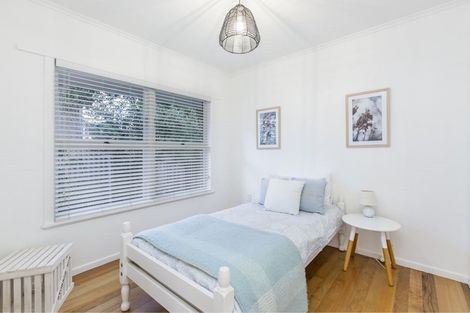 Photo of property in 1/303 Rangatira Road, Beach Haven, Auckland, 0626