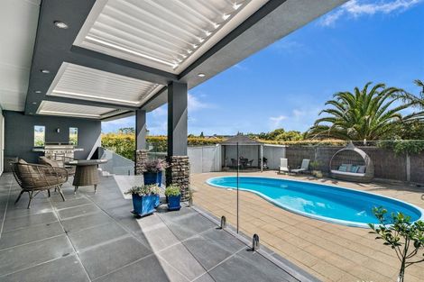 Photo of property in 65 Weza Lane, Kumeu, 0810