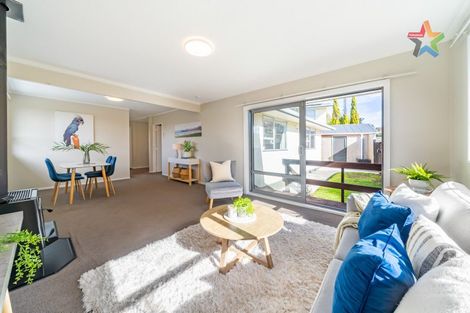 Photo of property in 127 Holborn Drive, Stokes Valley, Lower Hutt, 5019