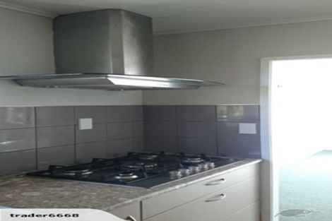 Photo of property in 2/86 Weatherly Road, Torbay, Auckland, 0630