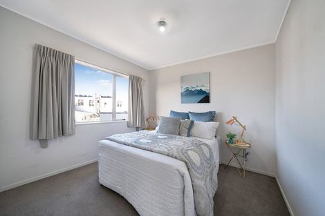 Photo of property in 3 Haverstock Road, Sandringham, Auckland, 1025