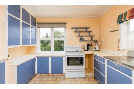 Photo of property in 9 Oxford Street, Waimate, 7924