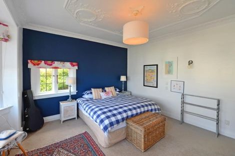 Photo of property in 102 Bolton Street, Kelburn, Wellington, 6012