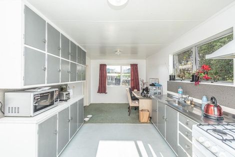 Photo of property in 90a Karaka Street, Castlecliff, Whanganui, 4501