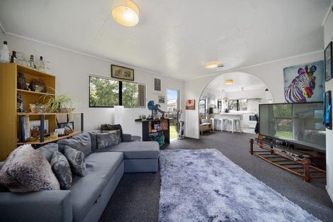 Photo of property in 2/9 Bellville Drive, Clendon Park, Auckland, 2103