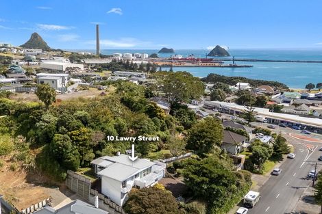 Photo of property in 10 Lawry Street, Moturoa, New Plymouth, 4310