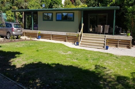 Photo of property in 14 Gibbs Road, Collingwood, 7073