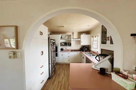 Photo of property in 80 Iranui Road, Inner Kaiti, Gisborne, 4010