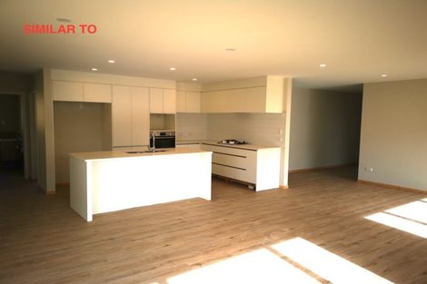 Photo of property in 8 Ropere Street, Kumeu, 0810