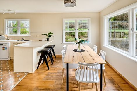 Photo of property in 44 Saint Johns Terrace, Tawa, Wellington, 5028