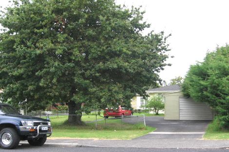 Photo of property in 77 Salisbury Road, Birkdale, Auckland, 0626