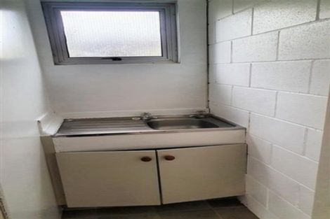 Photo of property in 39 Birdwood Avenue, Papatoetoe, Auckland, 2025