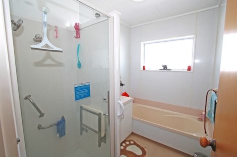 Photo of property in 229a Mangorei Road, Merrilands, New Plymouth, 4312