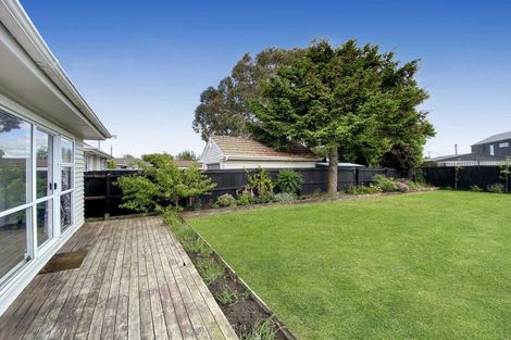 Photo of property in 121 Pages Road, Wainoni, Christchurch, 8061