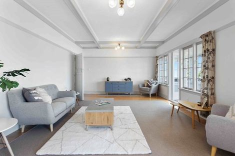 Photo of property in 6 Dudley Road, Lyttelton, 8082