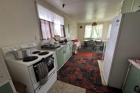 Photo of property in 11 Hinemoa Street, Levin, 5510