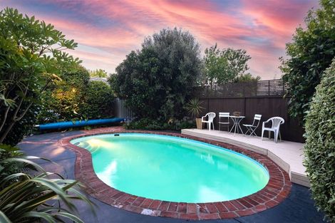 Photo of property in 3 Westburn Terrace, Burnside, Christchurch, 8041