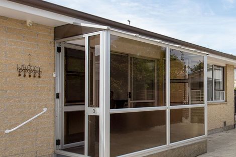 Photo of property in 3/155 Bowhill Road, New Brighton, Christchurch, 8083