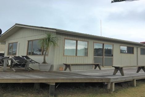 Photo of property in 185 Harbour Road, Ohope, 3121