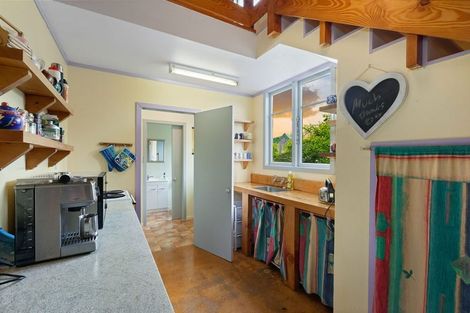 Photo of property in 26 Pohutukawa Drive, Athenree, Waihi Beach, 3177