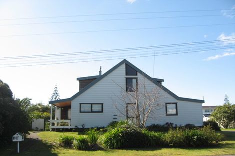 Photo of property in 23 Hoterini Street, Ohope, 3121