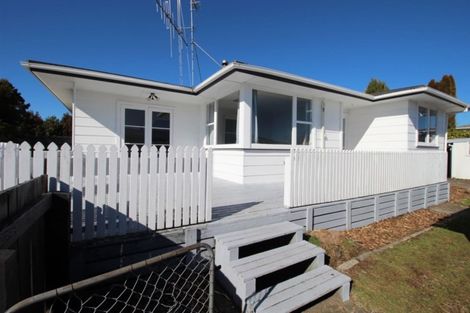 Photo of property in 22 Tarapunga Place, Tokoroa, 3420