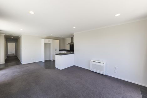 Photo of property in 49 Weston Avenue, Roslyn, Palmerston North, 4414