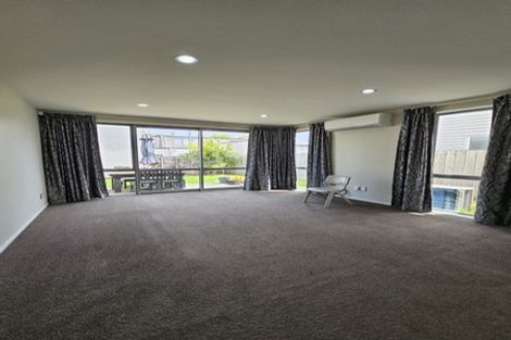 Photo of property in 24c Grande Vue Road, Papatoetoe, Auckland, 2025