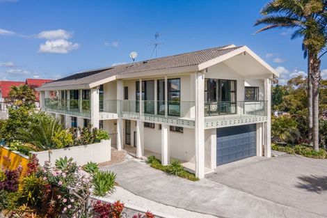 Photo of property in 24 Half Moon Rise, Half Moon Bay, Auckland, 2012